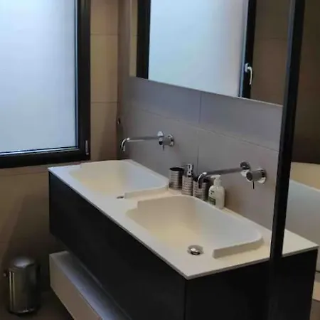 Suite La Baronne ***Gite Du Petit Hutin***-3